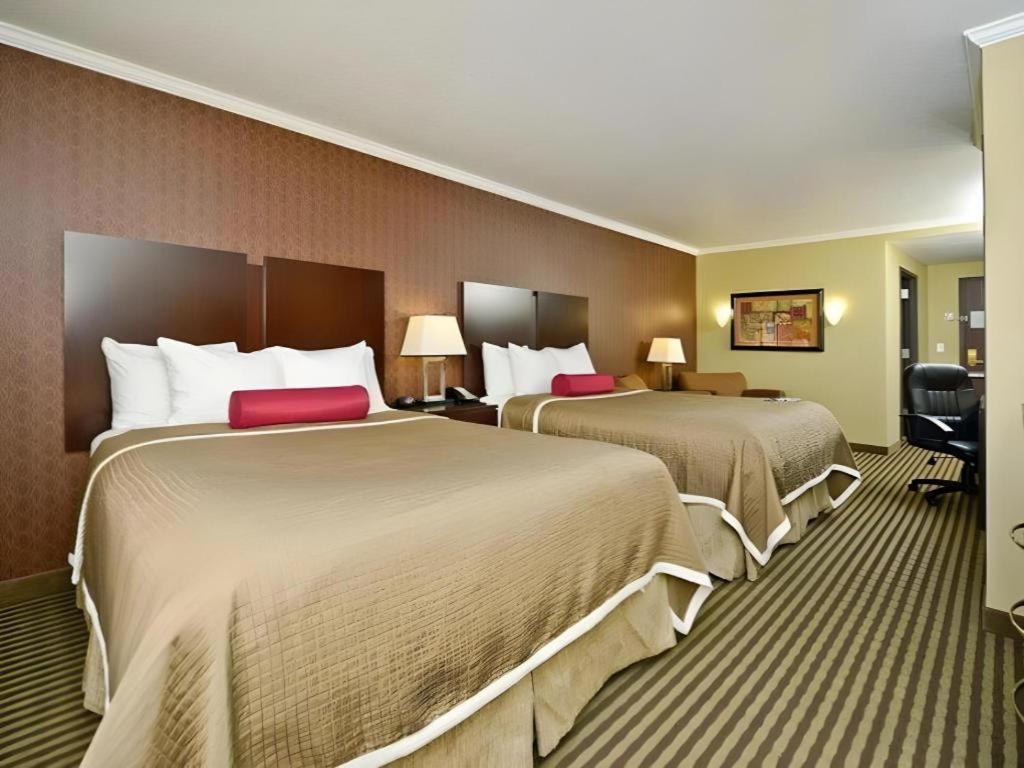 Best Western Plus Olathe Hotel Zewnętrze zdjęcie