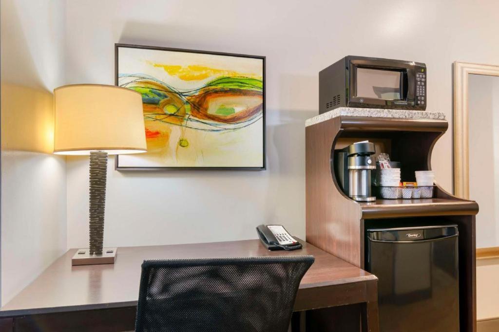 Best Western Plus Olathe Hotel Zewnętrze zdjęcie